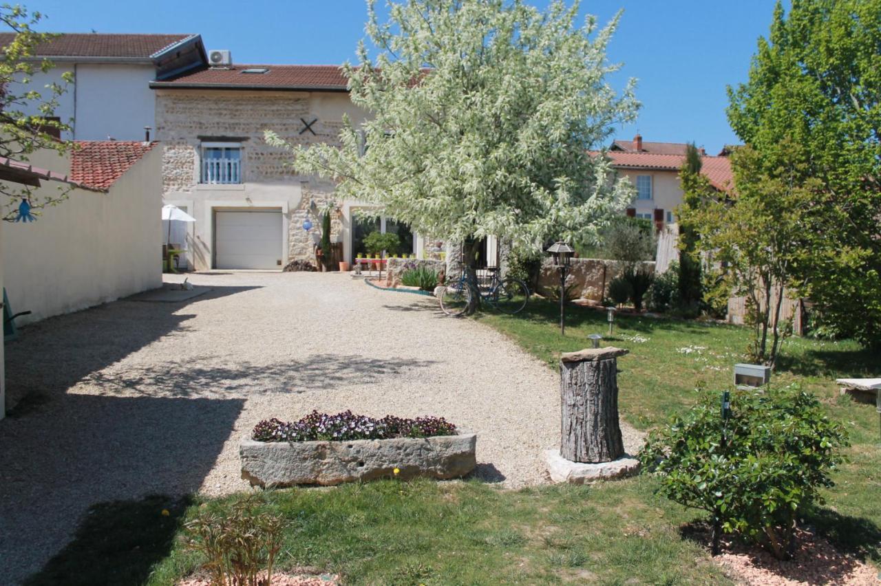 Les Trois Maisons Druillat Exteriér fotografie